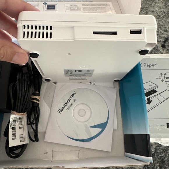 PANDIGITAL PORTABLE PRINTER ZINK ZERO INK HQ 4X6 PHOTOS PANPRINT01  W/ Paper - Picture 9 of 11